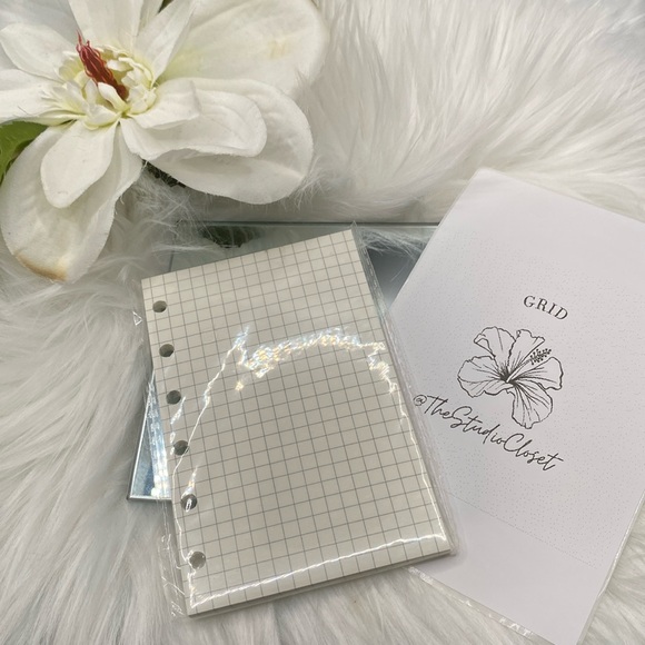 New! PM SIZE AGENDA REFILL PAGES, GRID STYLE Pack of 40-50 sheets, 6 holes - Picture 1 of 3